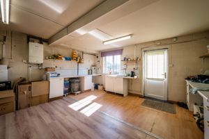 Photo 43- click for photo gallery